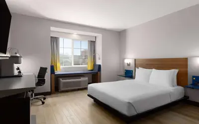 Microtel Inn & Suites by Wyndham Tracy