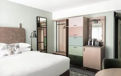 Hotel Indigo Saint Louis Central West End by IHG