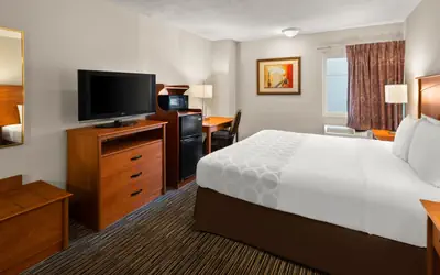 Magnuson Hotel Detroit Airport