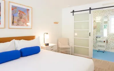 Little Mod Hotel at the University