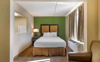 Extended Stay America Select Suites - Des Moines - West Des Moines
