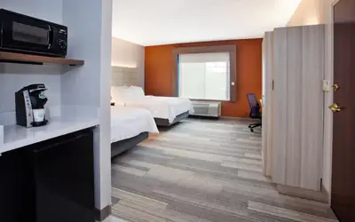 Holiday Inn Express Hotel & Suites Rochester Webster by IHG