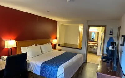 Econo Lodge Edmonds North Seattle