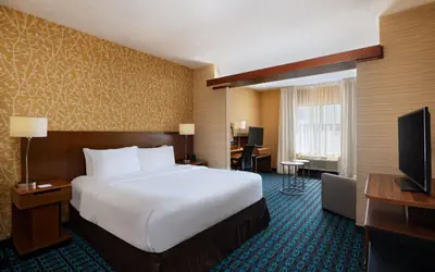 Fairfield Inn & Suites by Marriott Lincoln Airport