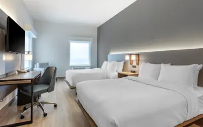 Comfort Inn & Suites Newark Liberty International Airport