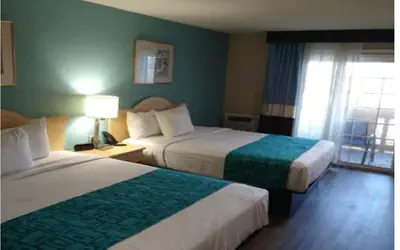 Howard Johnson by Wyndham Santa Cruz