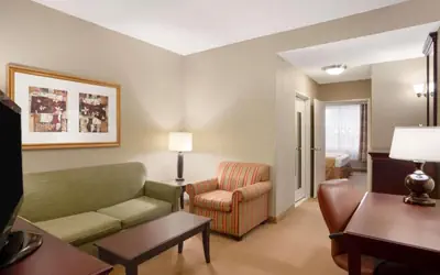 Country Inn & Suites by Radisson, Ithaca, NY