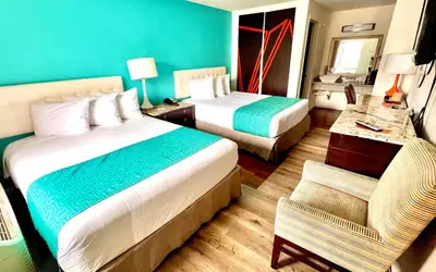 Howard Johnson by Wyndham Downtown Reno