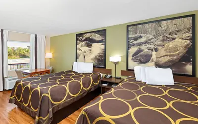 Super 8 by Wyndham Kingsport