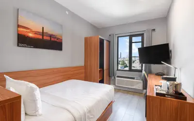 Liberty View Brooklyn Hotel