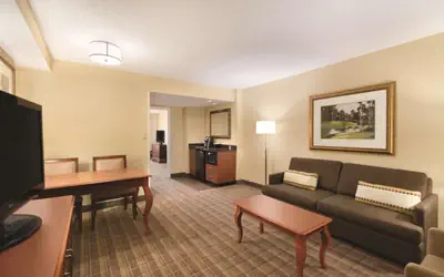 Embassy Suites Greenville Golf Resort & Conference Center