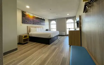 Days Inn by Wyndham Near Seaworld San Antonio