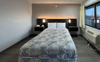 Motel 6-Janesville, WI