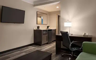 La Quinta by Wyndham Madison American Center