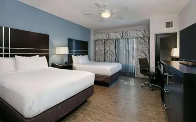 La Quinta Inn & Suites by Wyndham Lubbock Southwest