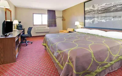 Super 8 by Wyndham Longmont/Del Camino