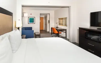 Holiday Inn Express Hotel & Suites Jacksonville Airport by IHG