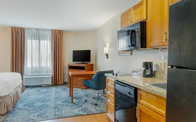 Candlewood Suites Indianapolis East by IHG