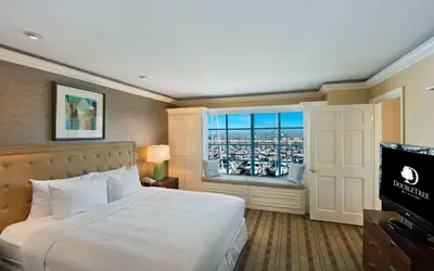 DoubleTree by Hilton San Pedro