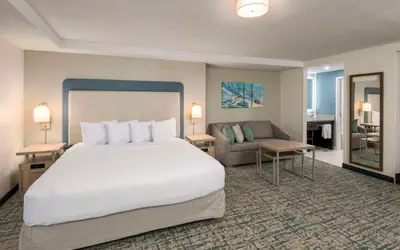 Homewood Suites Miami Airport/Blue Lagoon