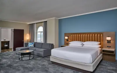 DoubleTree by Hilton Chatsworth