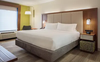 Holiday Inn Express & Suites Newport News by IHG