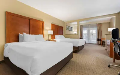 Comfort Inn & Suites Black River Falls I-94