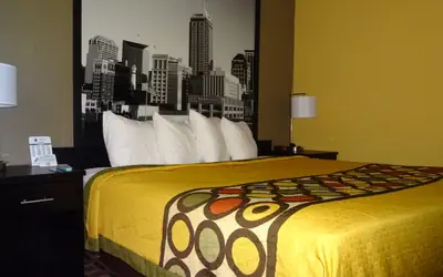 Super 8 by Wyndham Terre Haute