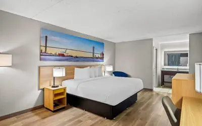 Days Inn by Wyndham Statesboro