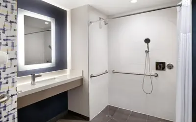 DoubleTree by Hilton Long Island City, NY