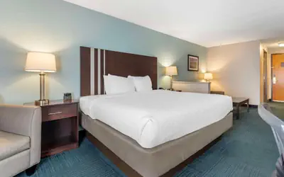 Best Western St. Clairsville Inn & Suites