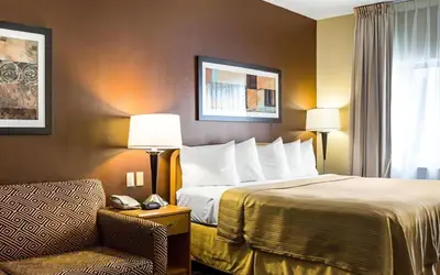 Quality Suites Near West Acres