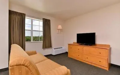 Americas Best Value Inn & Suites-Winnie