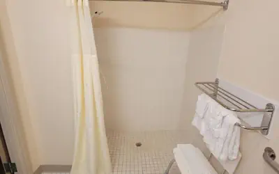 Quality Inn & Suites Prestonsburg next to Mountain Arts Center