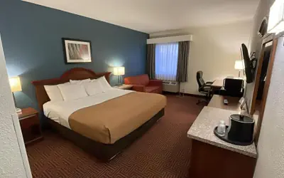 Clarion Inn I-94 near Expo Center