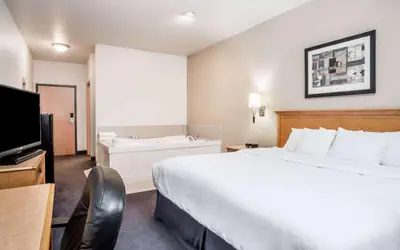 Baymont by Wyndham Indianapolis Northeast