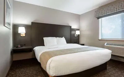 Best Western Sawtooth Inn and Suites