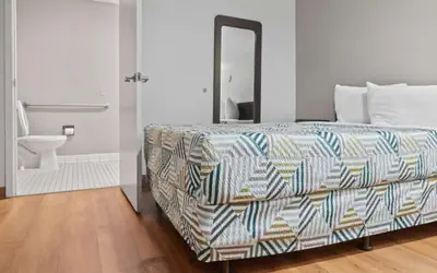 Motel 6-Ventura, CA - Beach