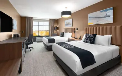 Riverbend Hotel and Suites, Trademark Collection by Wyndham