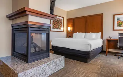 Lift Bridge Lodge, an Ascend Collection Hotel