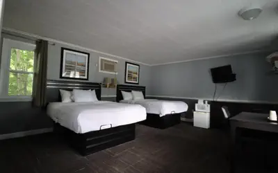 Travelodge by Wyndham Lincoln Near White Mountain