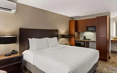 Wingate by Wyndham South Bend - Notre Dame