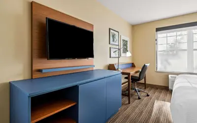 Country Inn & Suites by Radisson, Red Wing, MN