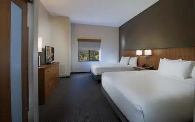 Hyatt Place Savannah Airport