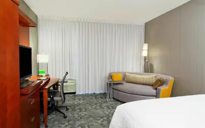 Courtyard by Marriott Victoria