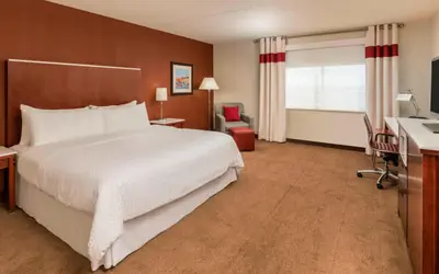 Four Points by Sheraton Boston Logan Airport Revere