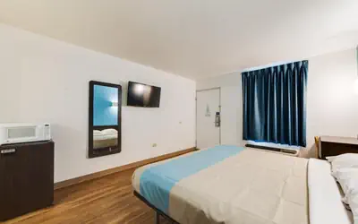 Motel 6-Kingston, TN