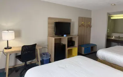 Days Inn by Wyndham Hannibal