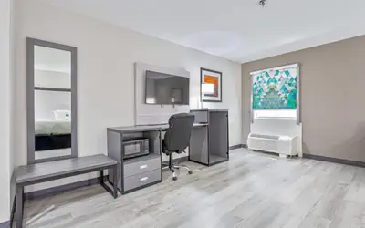 Quality Inn Edmund Pettus Bridge area