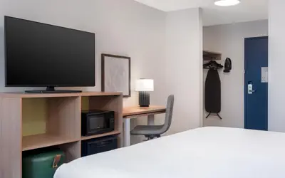 Spark by Hilton Springfield Eugene